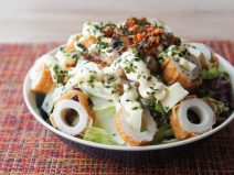 食べるラー油ちくわチーズマヨ納豆サラダ