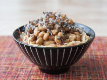 塩昆布かつおマヨ納豆麦ごはん