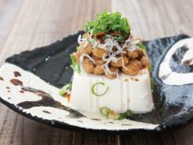 ゴマラー油じゃこねぎ納豆冷奴