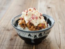 ベーコンポテトサラダ梅納豆麦ごはん