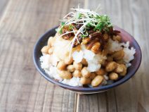 小女子くるみ大根おろし納豆十六雑穀ごはん