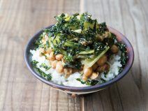 小松菜シーチキンのり納豆麦ごはん